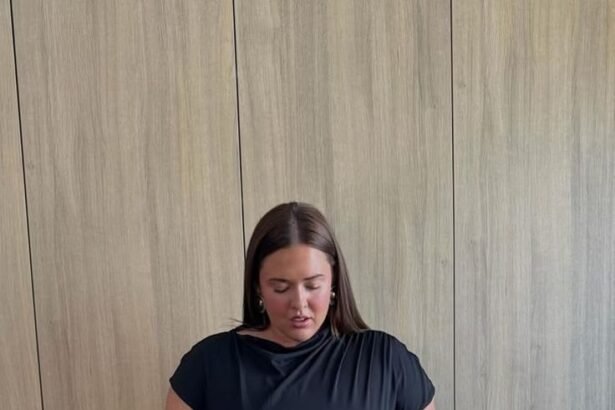 how to dress when you have a belly